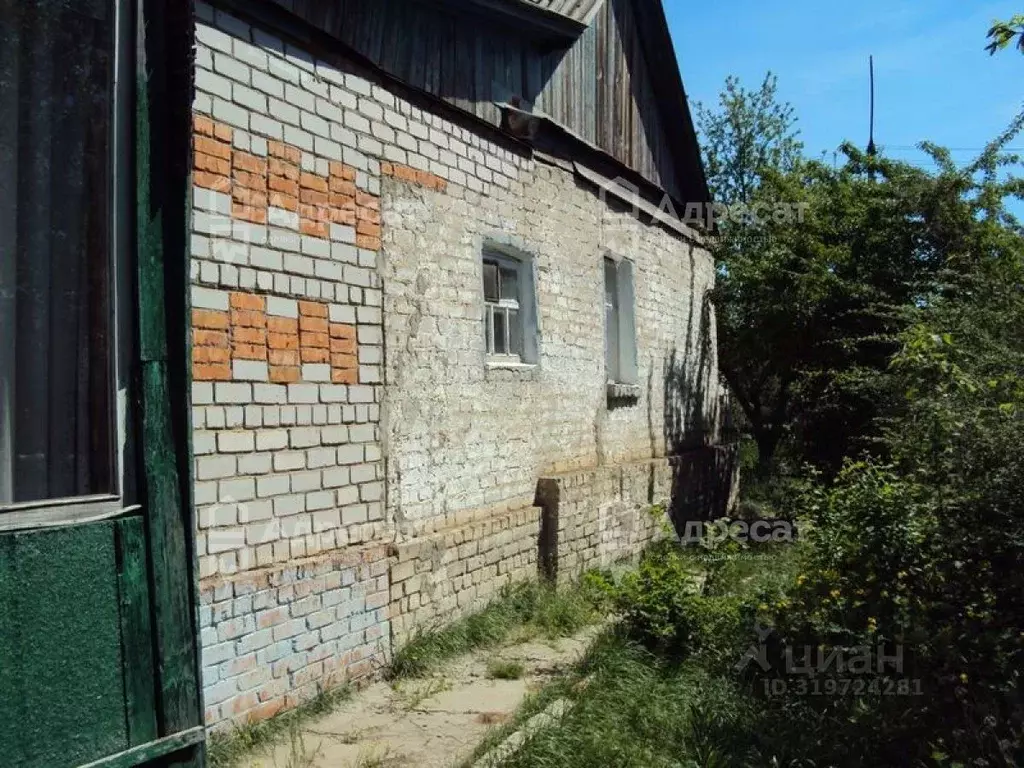 Дом в Волгоградская область, Волгоград пос. Ангарский, пер. Серебряный ... - Фото 0