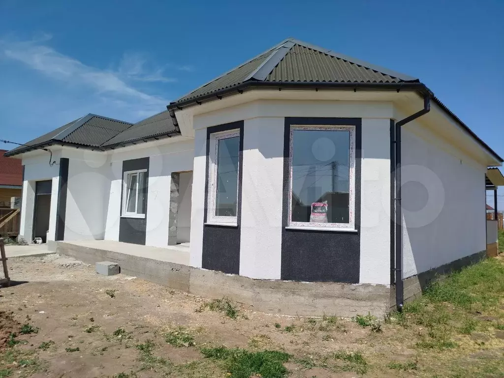 Дом 100 м на участке 10 сот. - Фото 0