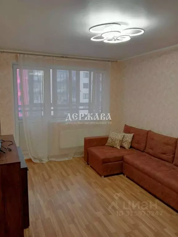2-к кв. Белгородская область, Старый Оскол Степной мкр, 31 (63.1 м) - Фото 0