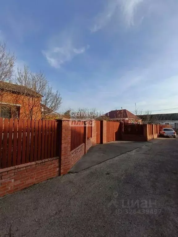 Дом в Краснодарский край, Тимашевск Западный мкр, ул. Заводская (92 м) - Фото 1