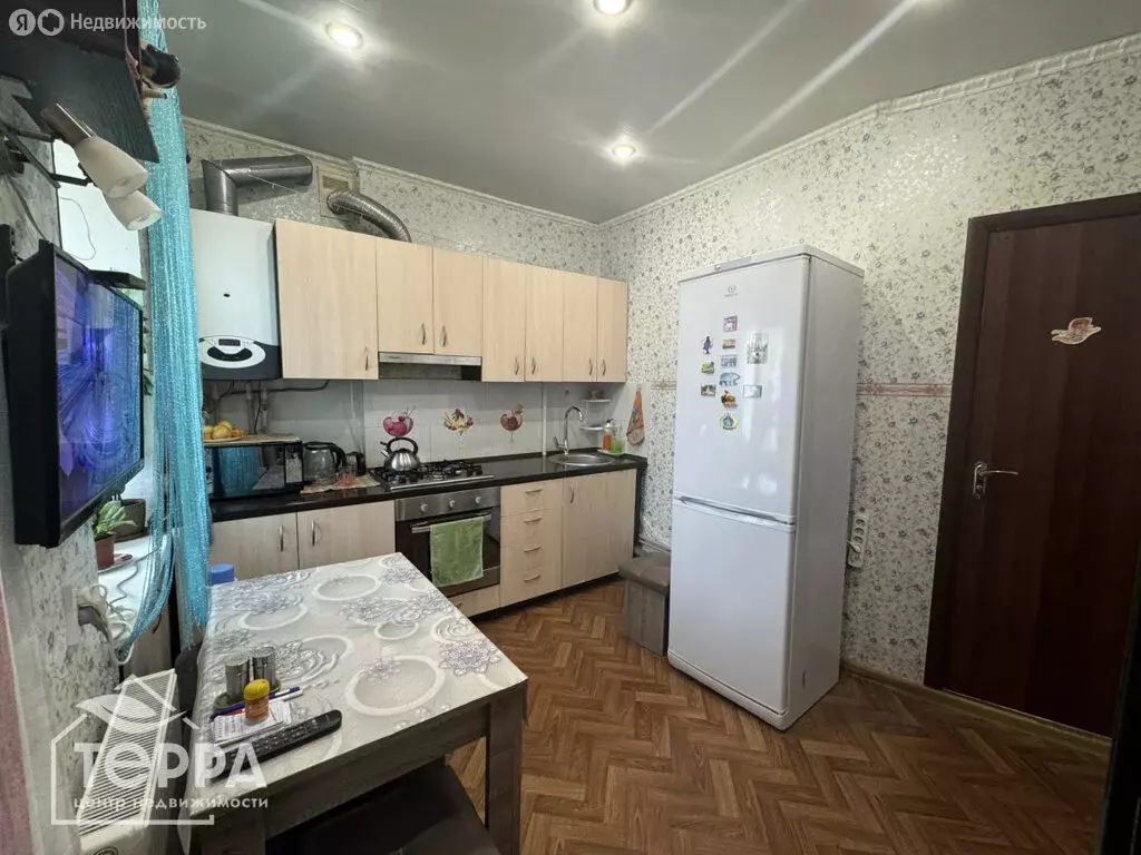 2-комнатная квартира: Евпатория, улица Гоголя, 46 (29.5 м) - Фото 0