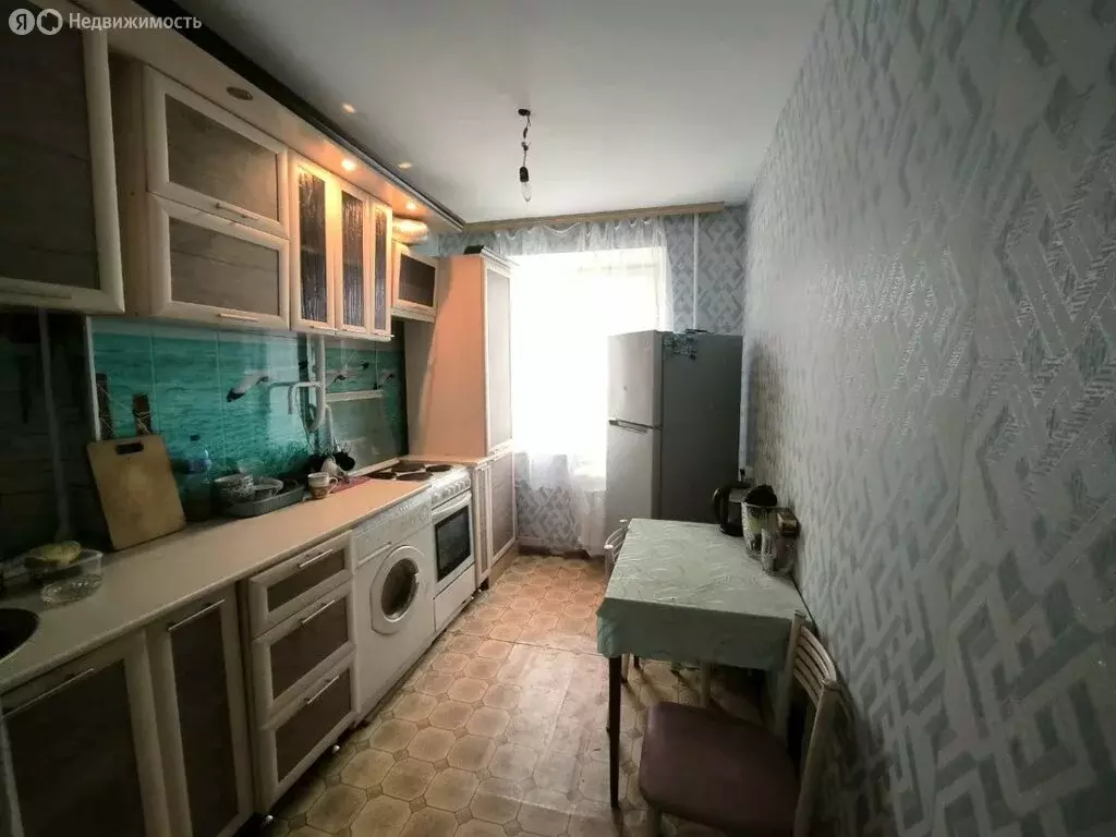 3-комнатная квартира: Комсомольск-на-Амуре, посёлок Таёжный, ... - Фото 1