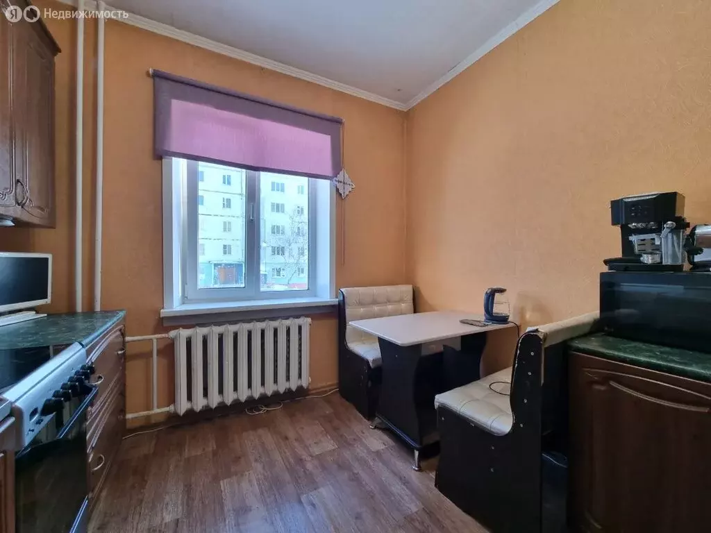 2-комнатная квартира: посёлок городского типа Серебряный Бор, 208 (52 ... - Фото 1