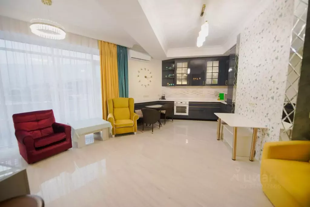 2-к кв. Крым, Ялта ул. Игнатенко, 9с1 (71.0 м) - Фото 1