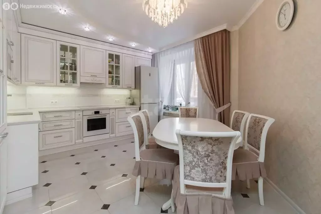 4-комнатная квартира: Тюмень, улица Василия Гольцова, 15 (135 м) - Фото 2