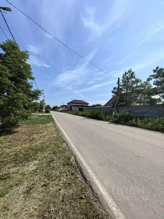 Дом в Саратовская область, д. Козловка ул. Набережная, 43 (130 м) - Фото 0