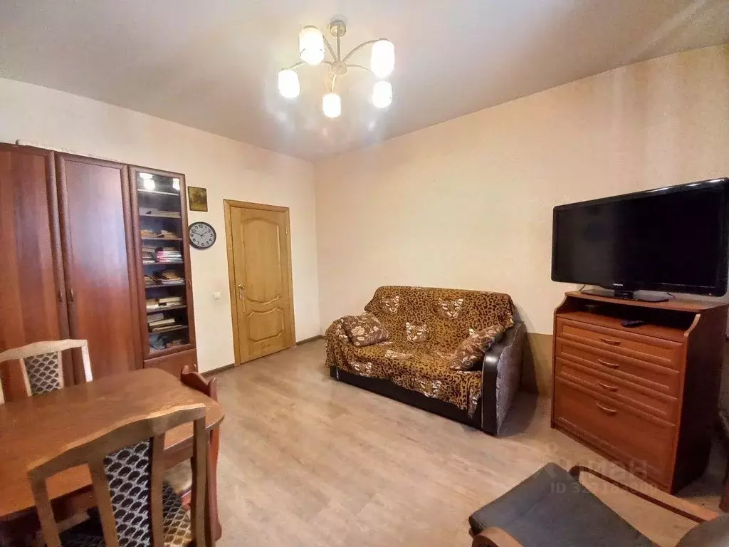 2-к кв. Московская область, Электросталь ул. Расковой, 15 (47.6 м) - Фото 2