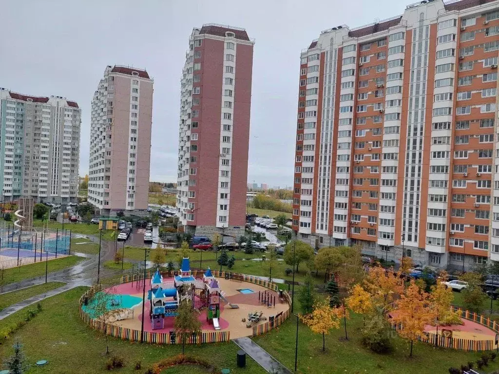 4-к кв. Москва ул. Авиаторов, 5к6 (90.0 м) - Фото 0