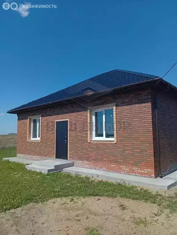 Дом в посёлок Магистральный, Апрельская улица (90 м) - Фото 1