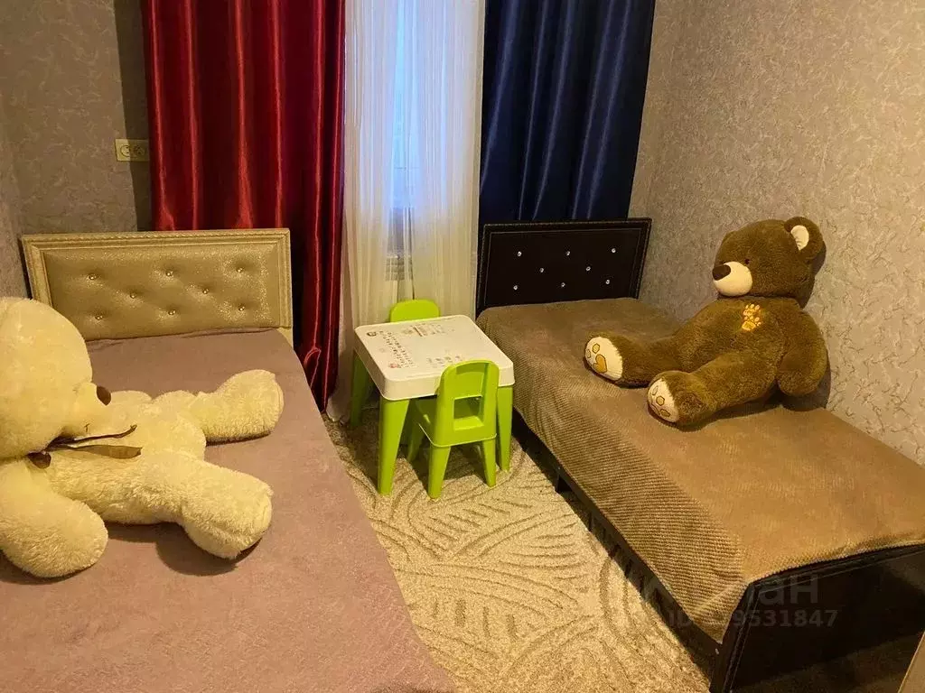 Дом в Дагестан, Дербент ул. Тахо-Годи, 23 (100 м) - Фото 0