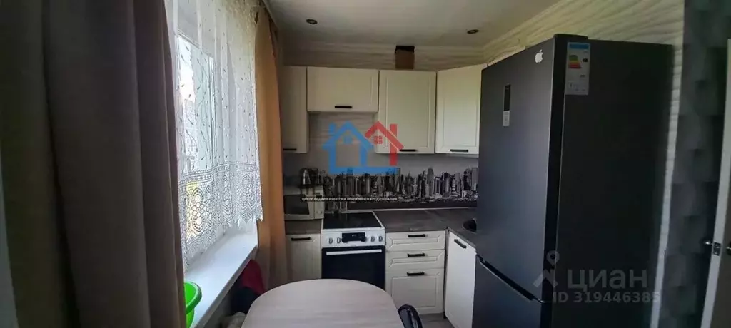 2-к кв. Тюменская область, Тобольск 7А мкр, 26 (45.0 м) - Фото 0