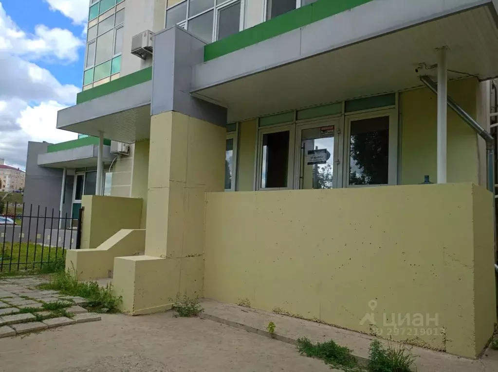 Офис в Орловская область, Орел наб. Дубровинского, 74А (100 м) - Фото 2
