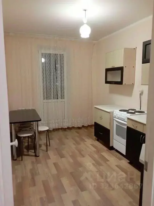 2-к кв. Татарстан, Набережные Челны 63-й комплекс, 15 (56.0 м) - Фото 1