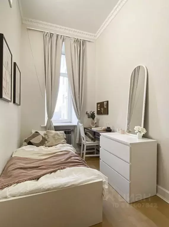 Комната Москва Кутузовский просп., 18 (9.0 м) - Фото 1