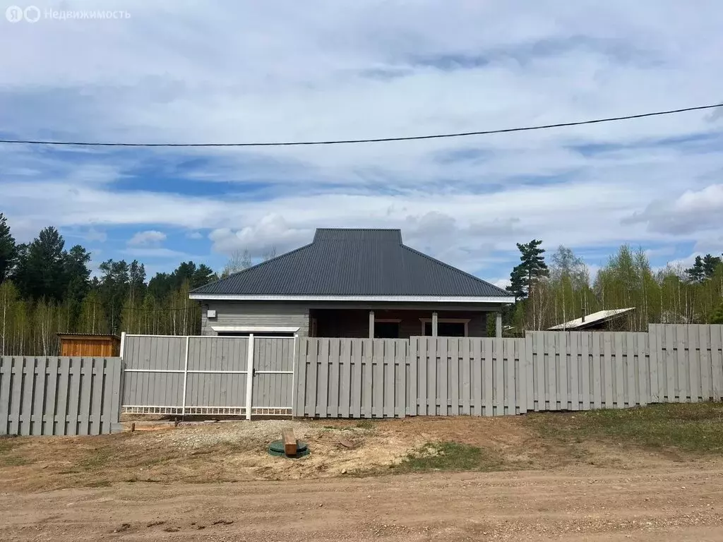 Дом в посёлок Бохан, улица Матроса Башлеева, 7 (144 м) - Фото 0