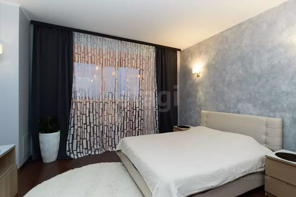 2-к кв. Тюменская область, Тюмень ул. Циолковского, 7к2 (73.4 м) - Фото 1