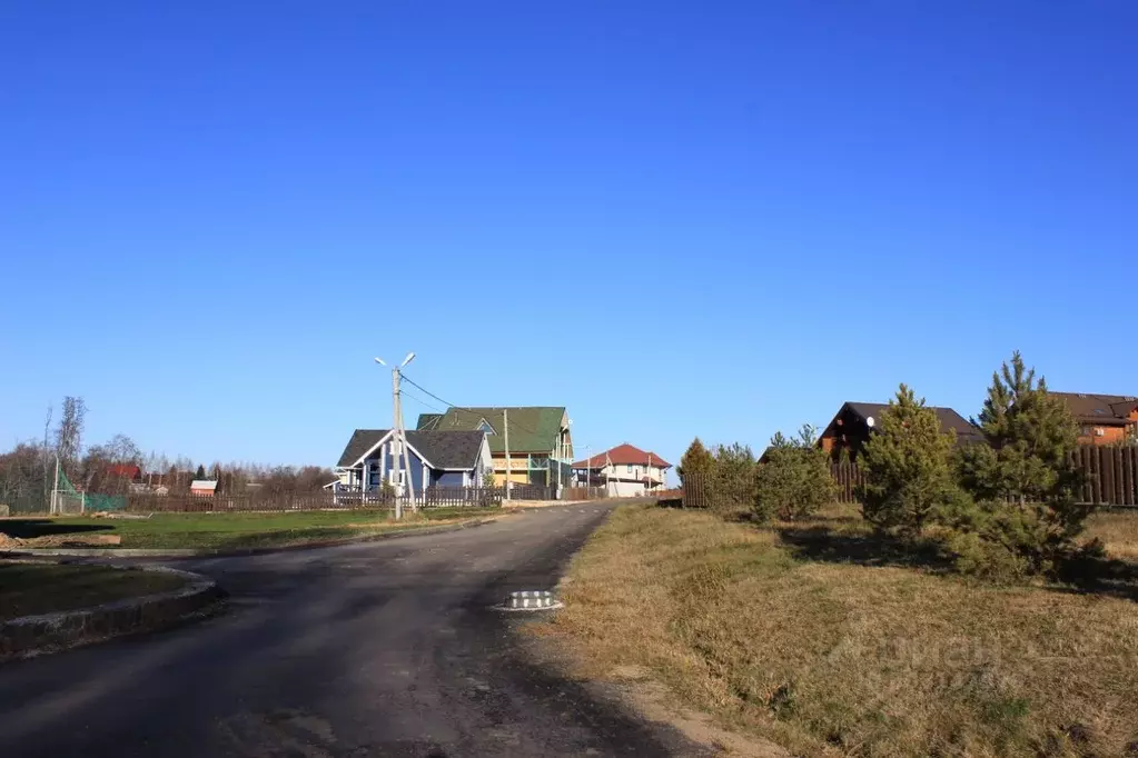 Участок в Московская область, Истра городской округ, д. Алехново ул. ... - Фото 0