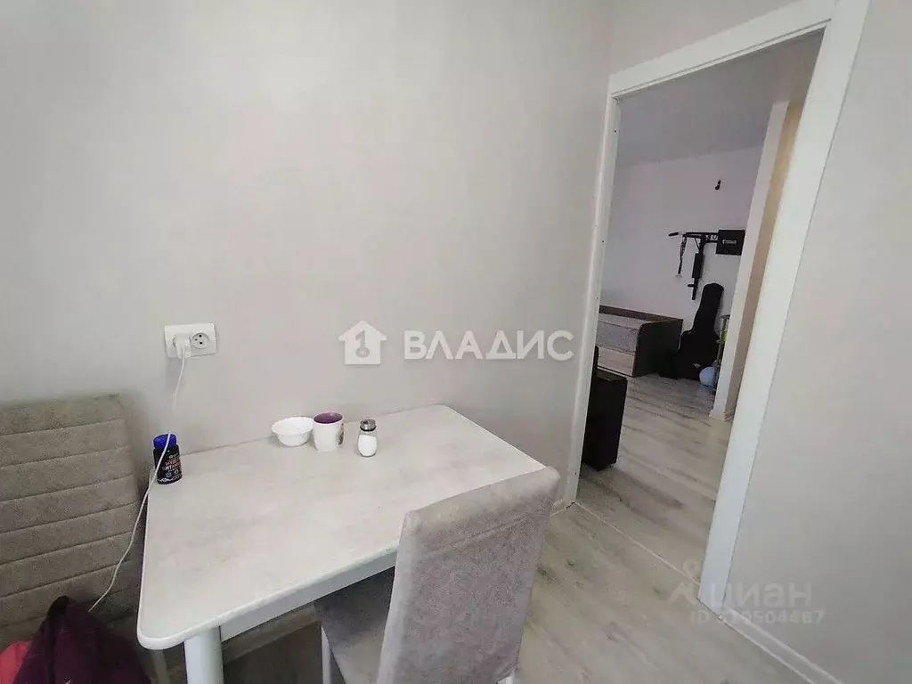 1-к кв. Бурятия, Улан-Удэ ул. Чертенкова, 1 (32.1 м) - Фото 1