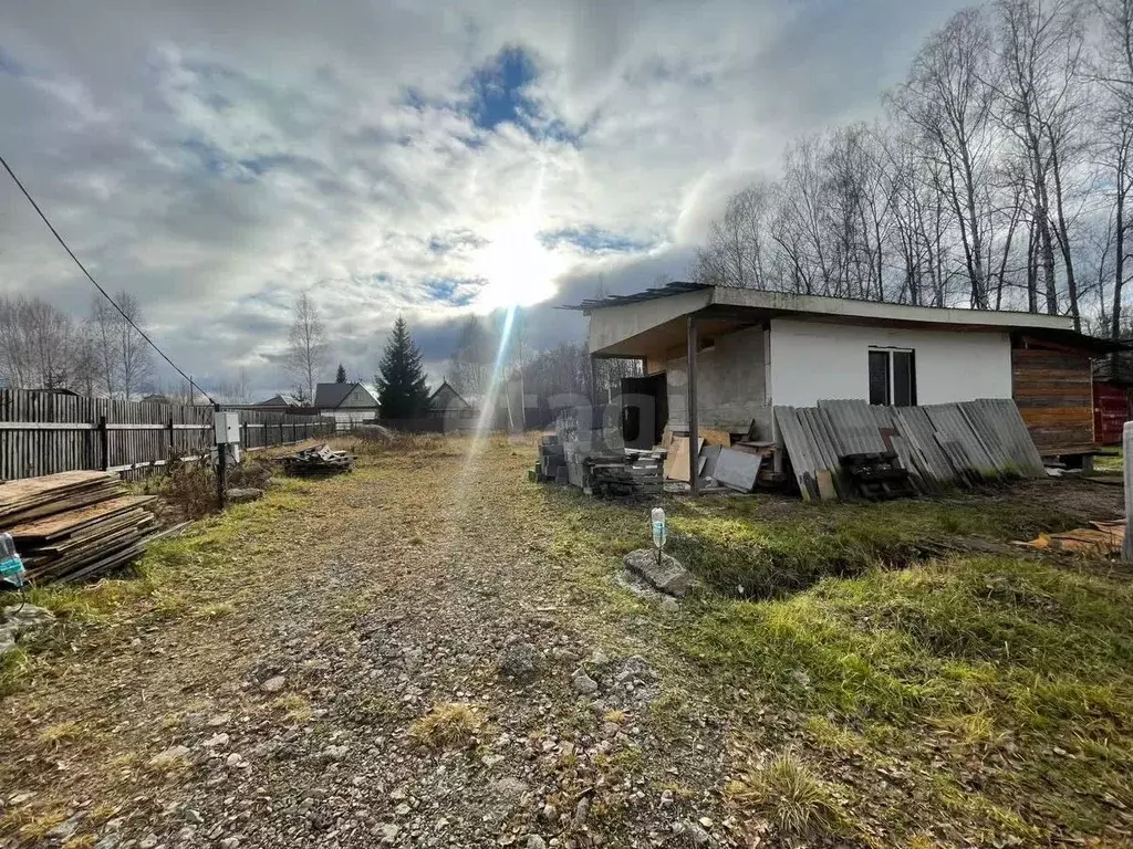Дом в Свердловская область, Горноуральский муниципальный округ, с. ... - Фото 1