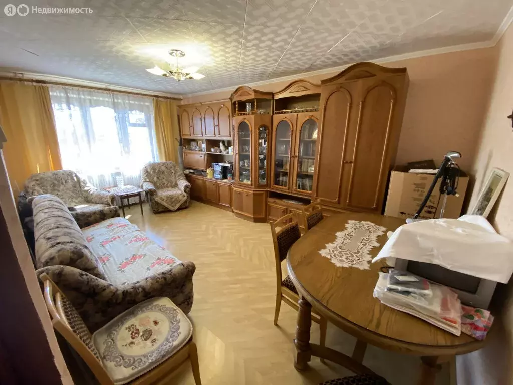 3-комнатная квартира: Астрахань, улица Маркина, 108 (68 м) - Фото 2