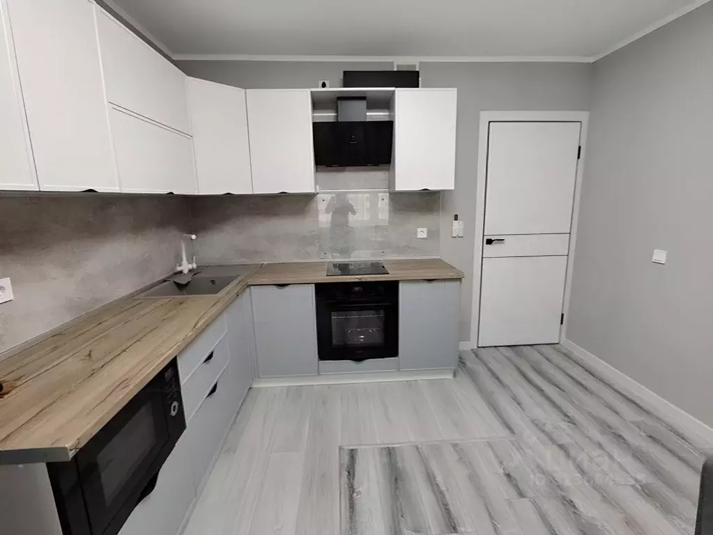 2-к кв. Краснодарский край, Новороссийск ул. Мурата Ахеджака, 22 (65.0 ... - Фото 1