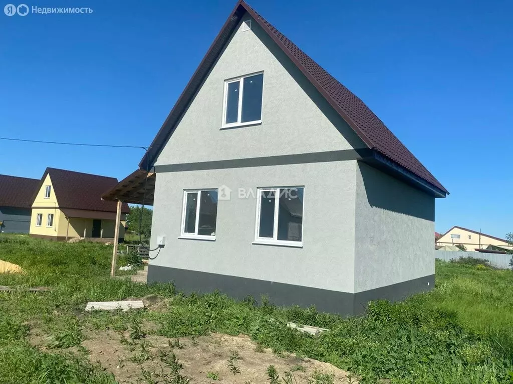 Дом в Бессоновский район, село Ухтинка, Бригадная улица (90 м) - Фото 0