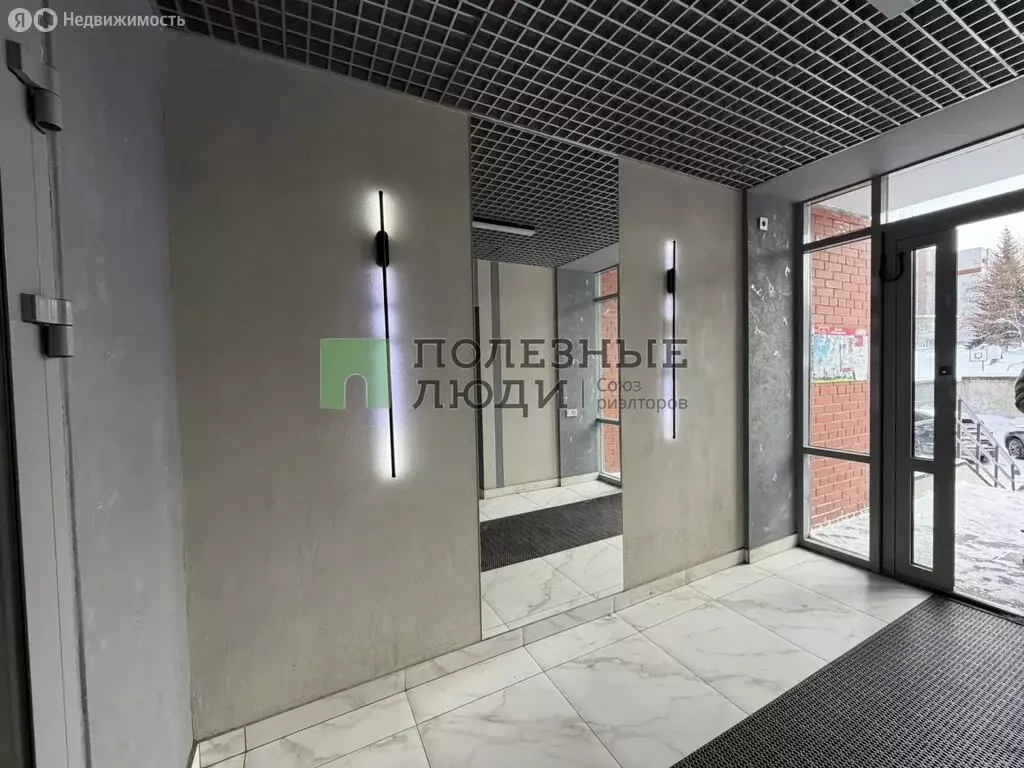 2-комнатная квартира: Ижевск, улица Софьи Ковалевской, 13 (65 м) - Фото 2