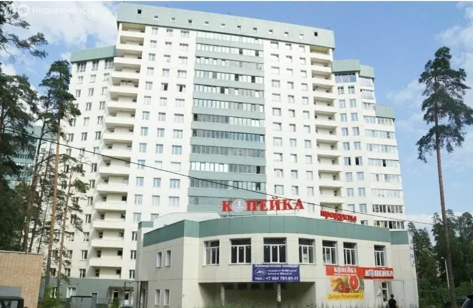 3-комнатная квартира: Жуковский, улица Амет-хан Султана, 15к2 (70 м) - Фото 0