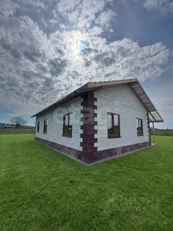 Дом в Калининградская область, Зеленоградск ул. Задорная (100 м) - Фото 1