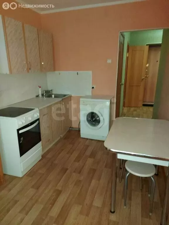 1-комнатная квартира: Тюмень, улица Циолковского, 15 (33.4 м) - Фото 0