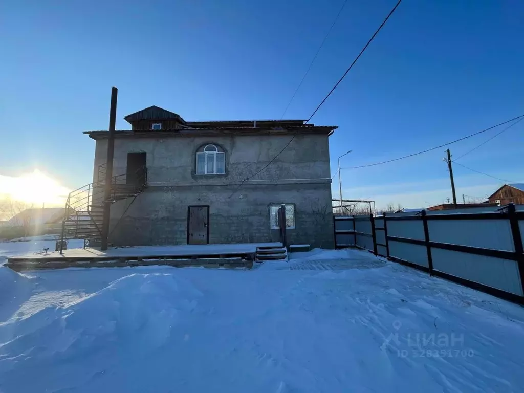 Дом в Саха (Якутия), Якутск ул. Челюскина, 37/6к2 (372 м) - Фото 2