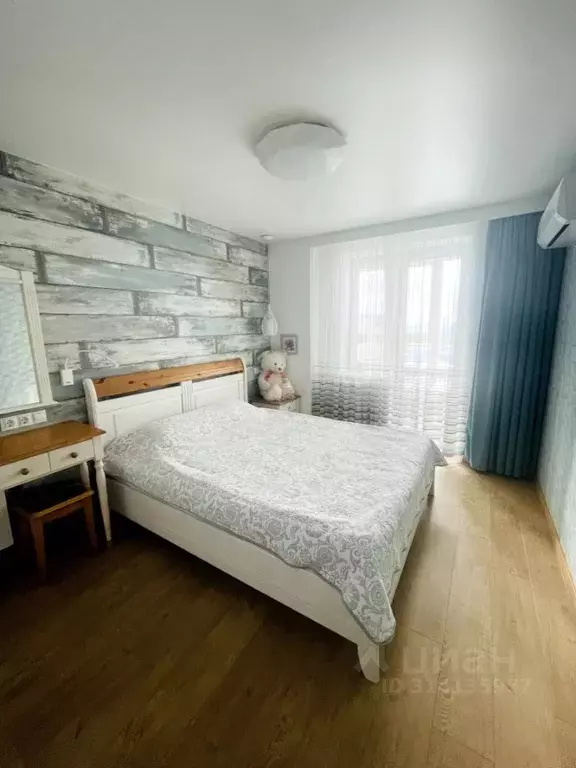 3-к кв. Кировская область, Киров ул. Крупской, 10 (63.0 м) - Фото 0