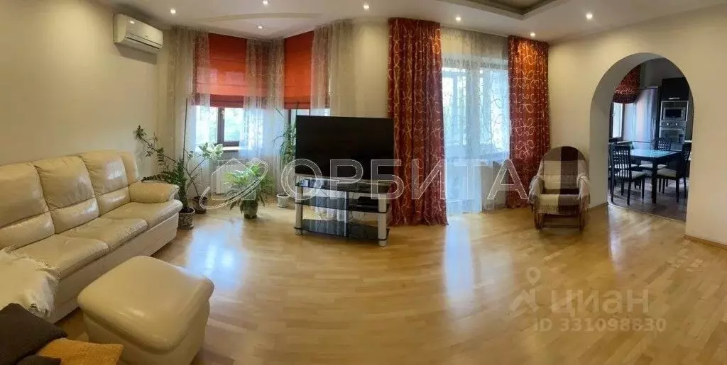 3-к кв. Тюменская область, Тюмень Холодильная ул., 83 (111.0 м) - Фото 2
