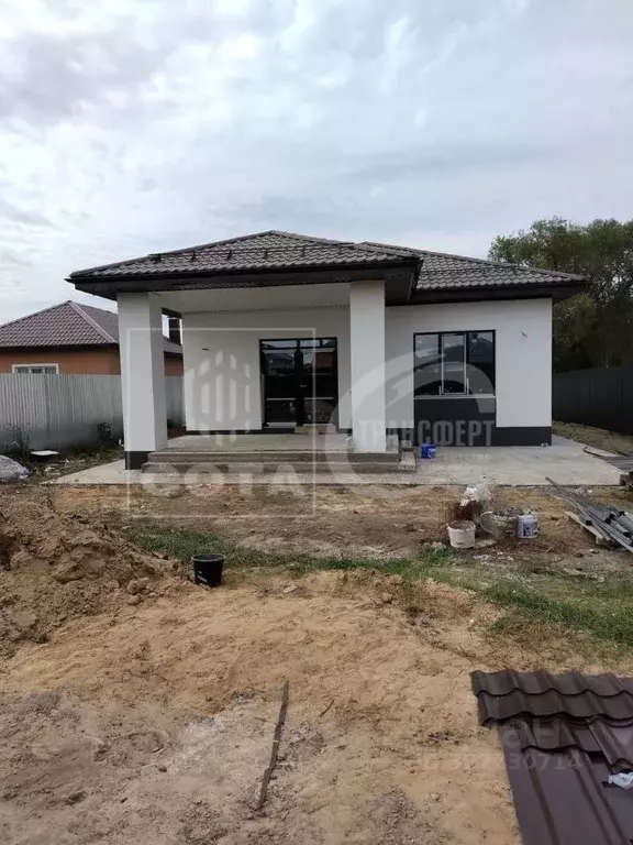 Дом в Воронежская область, с. Новая Усмань ул. Набережная, 11/2 (100 ... - Фото 0