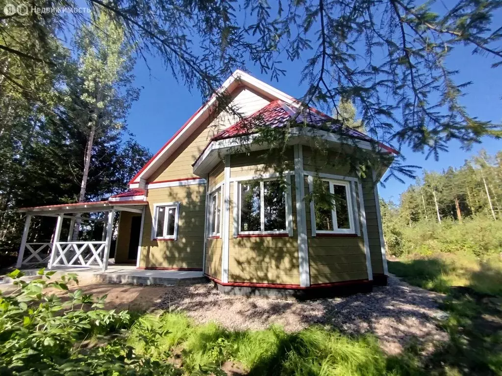 Дом в Рахьинское городское поселение, садоводческий массив Рахья, ... - Фото 1