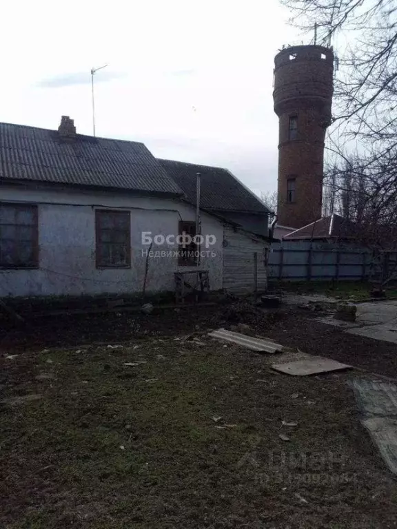 1-к кв. Крым, Кировское пгт ул. Дзержинского, 18 (30.4 м) - Фото 1