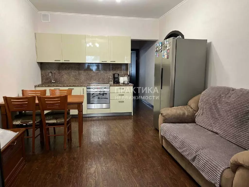 Продается 2-комнатная квартира - Фото 1