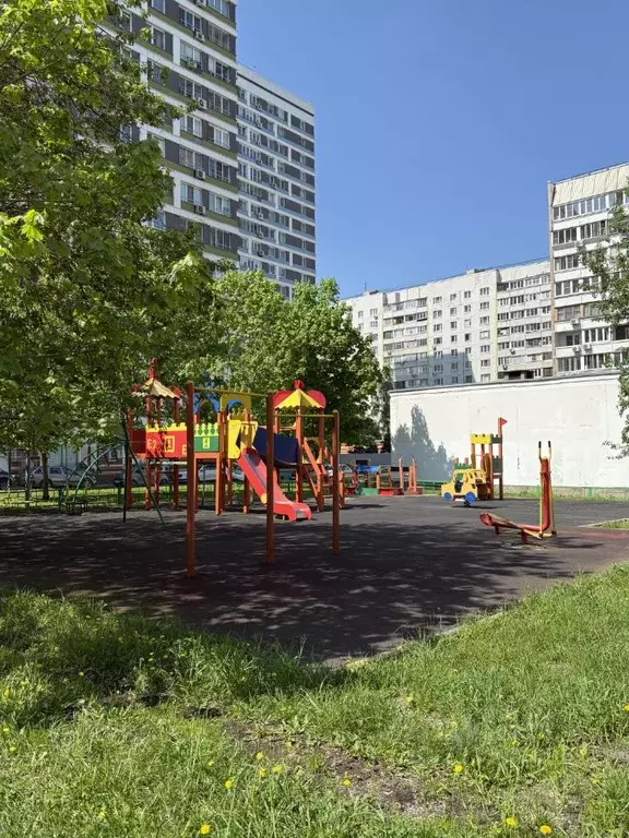 2-к кв. Москва ул. Чистова, 22 (55.0 м) - Фото 1