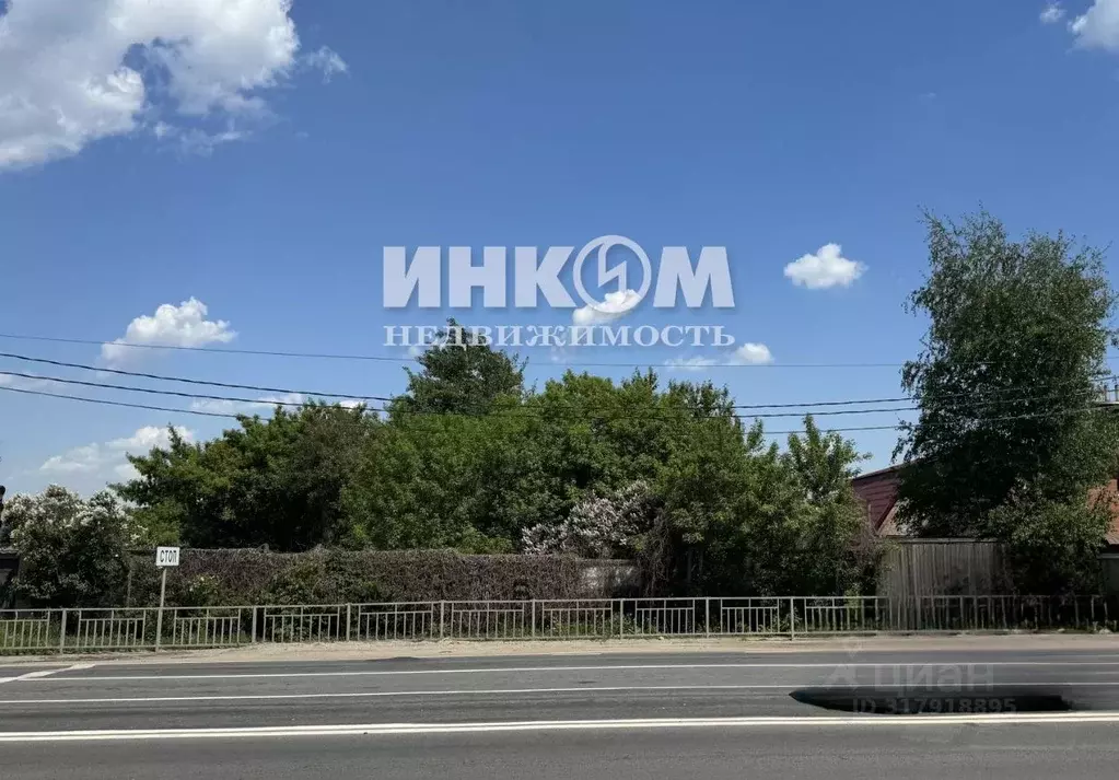 Участок в Московская область, Люберцы городской округ, д. Островцы ул. ... - Фото 0