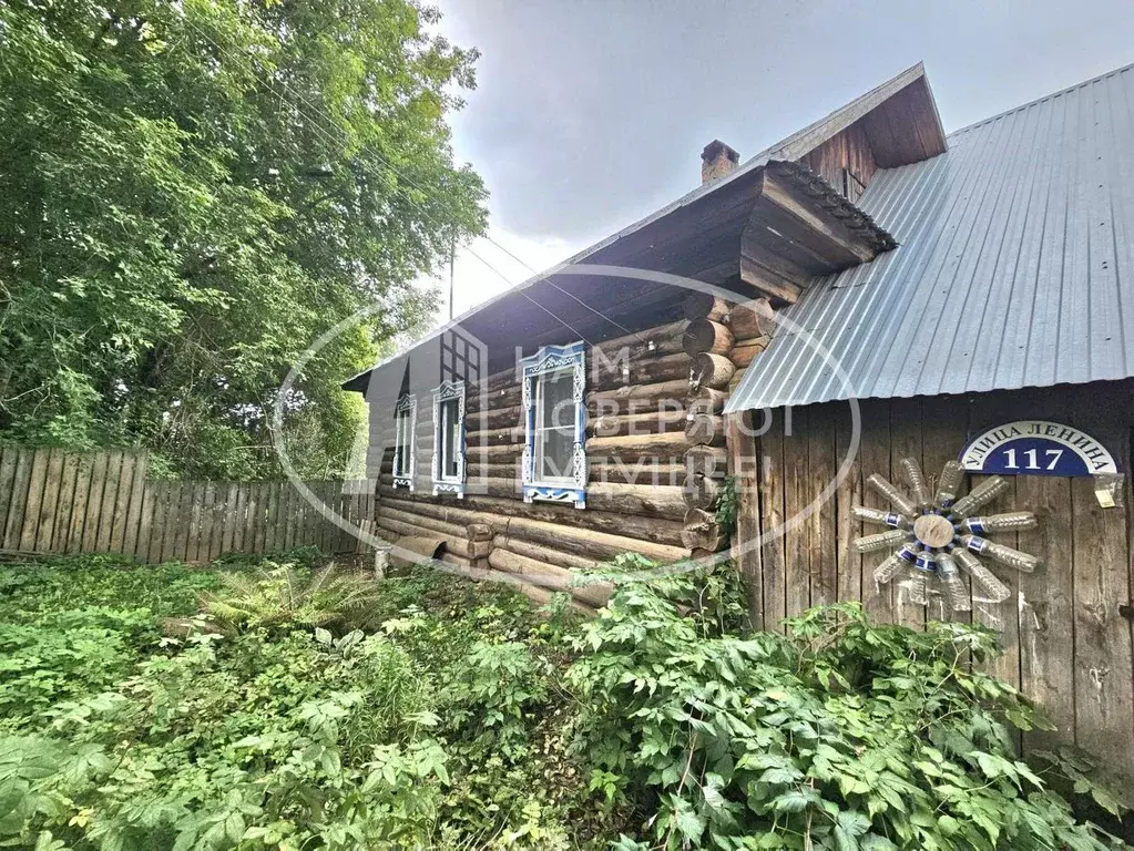 Дом в Пермский край, Чайковский городской округ, с. Альняш ул. Ленина, ... - Фото 1