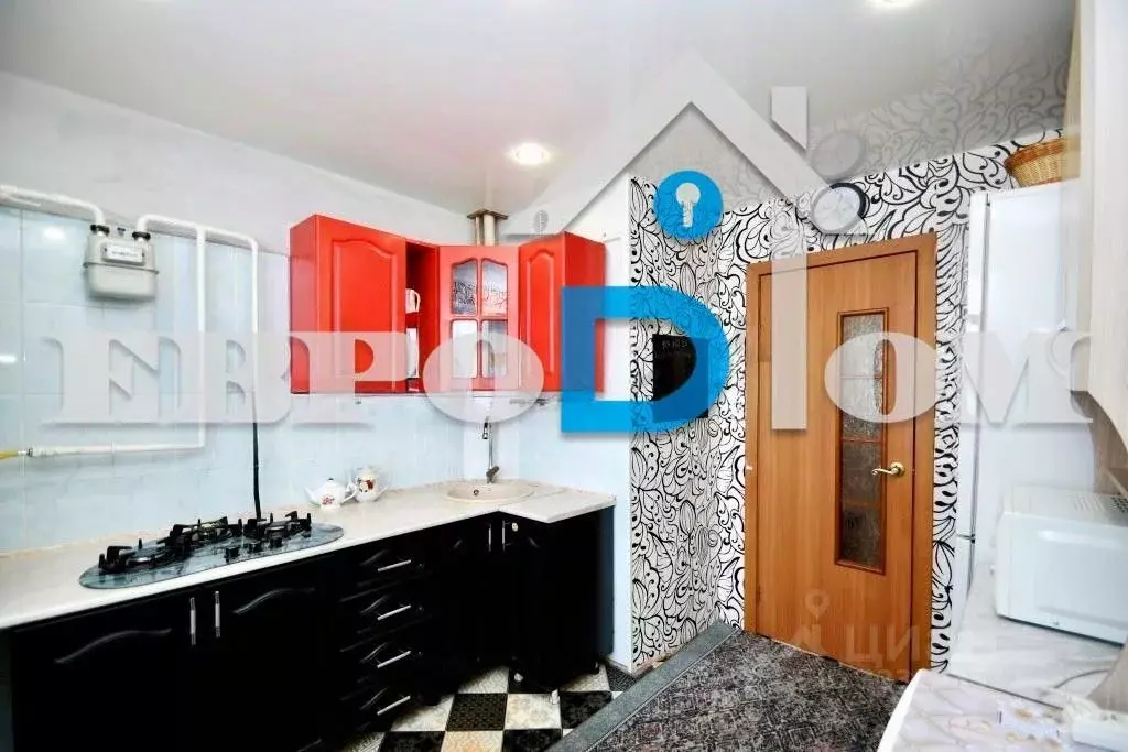 3-к кв. Омская область, Омский район, Комсомольское с/пос, пос. ... - Фото 1