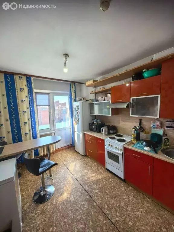 2-комнатная квартира: Ангарск, 32-й микрорайон, 1 (60 м) - Фото 1