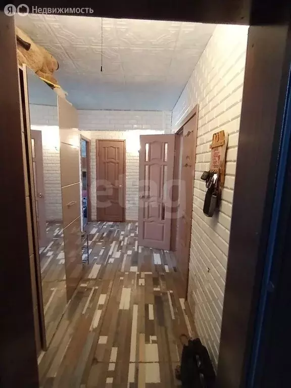 3-комнатная квартира: Иркутск, улица Ярославского, 240 (58 м) - Фото 0