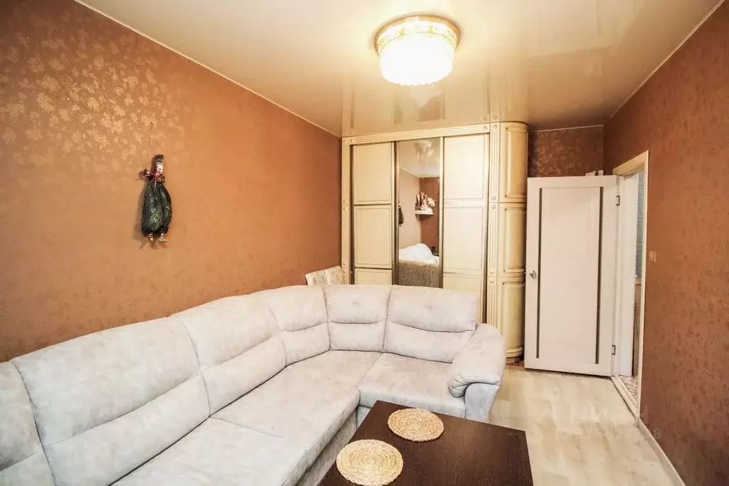 3-к кв. Ульяновская область, Ульяновск ул. Советской Армии, 5/14 (68.2 ... - Фото 2