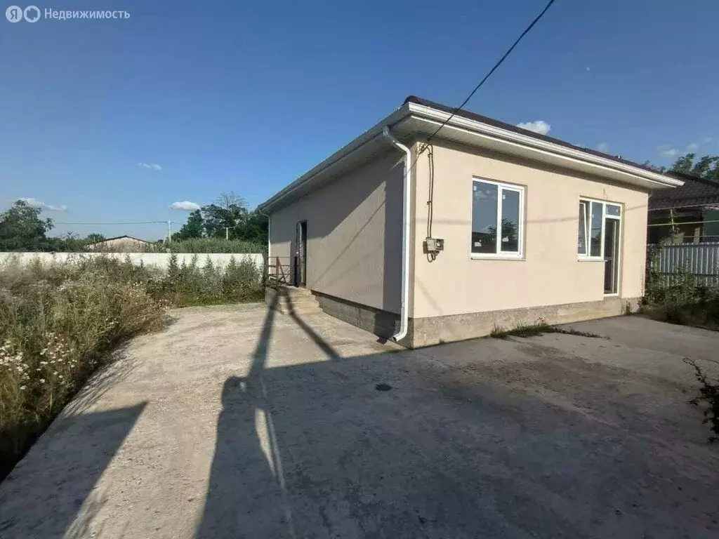 Дом в Новотитаровская, Заречная улица (75 м) - Фото 0