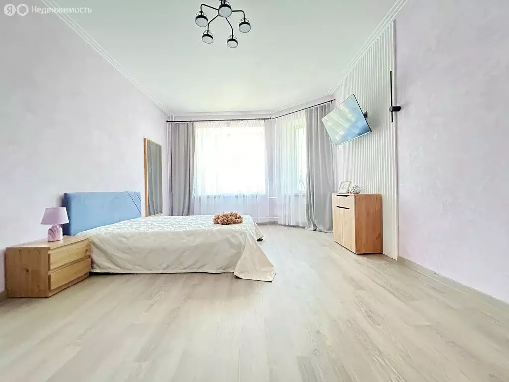 2-комнатная квартира: Санкт-Петербург, улица Композиторов, 10 (87 м) - Фото 1
