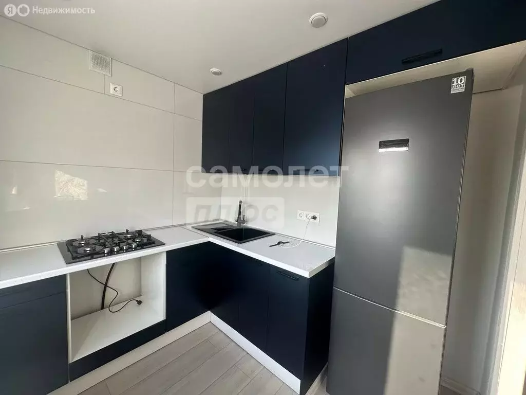 3-комнатная квартира: Омск, 21-я Амурская улица, 24/1 (57.6 м) - Фото 1