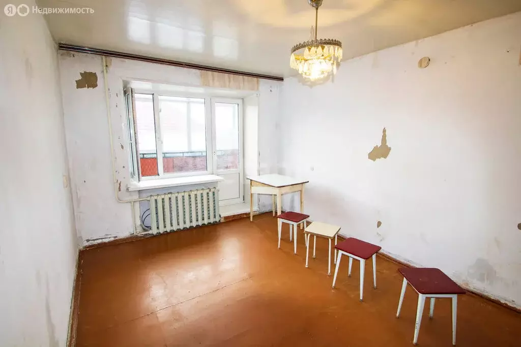 2-комнатная квартира: Ялуторовск, улица Ленина, 50 (39.8 м) - Фото 1