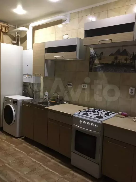 1-к. квартира, 45 м, 1/3 эт. - Фото 0