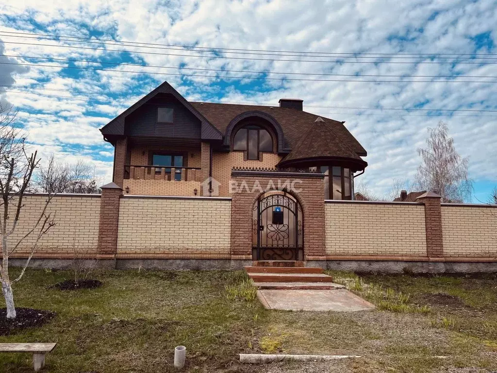 Дом в Белгородская область, Белгородский район, Тавровское с/пос, с. ... - Фото 0